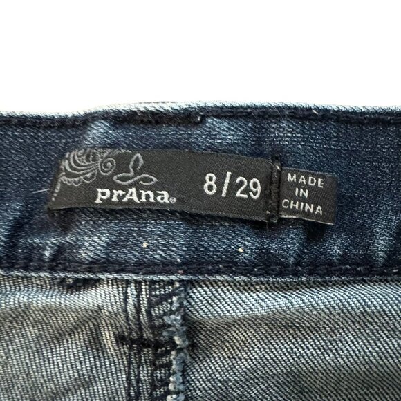 Prana Women's Size 8, 30 inseam Medium Wash Straight Leg Denim Jeans - Picture 3 of 3